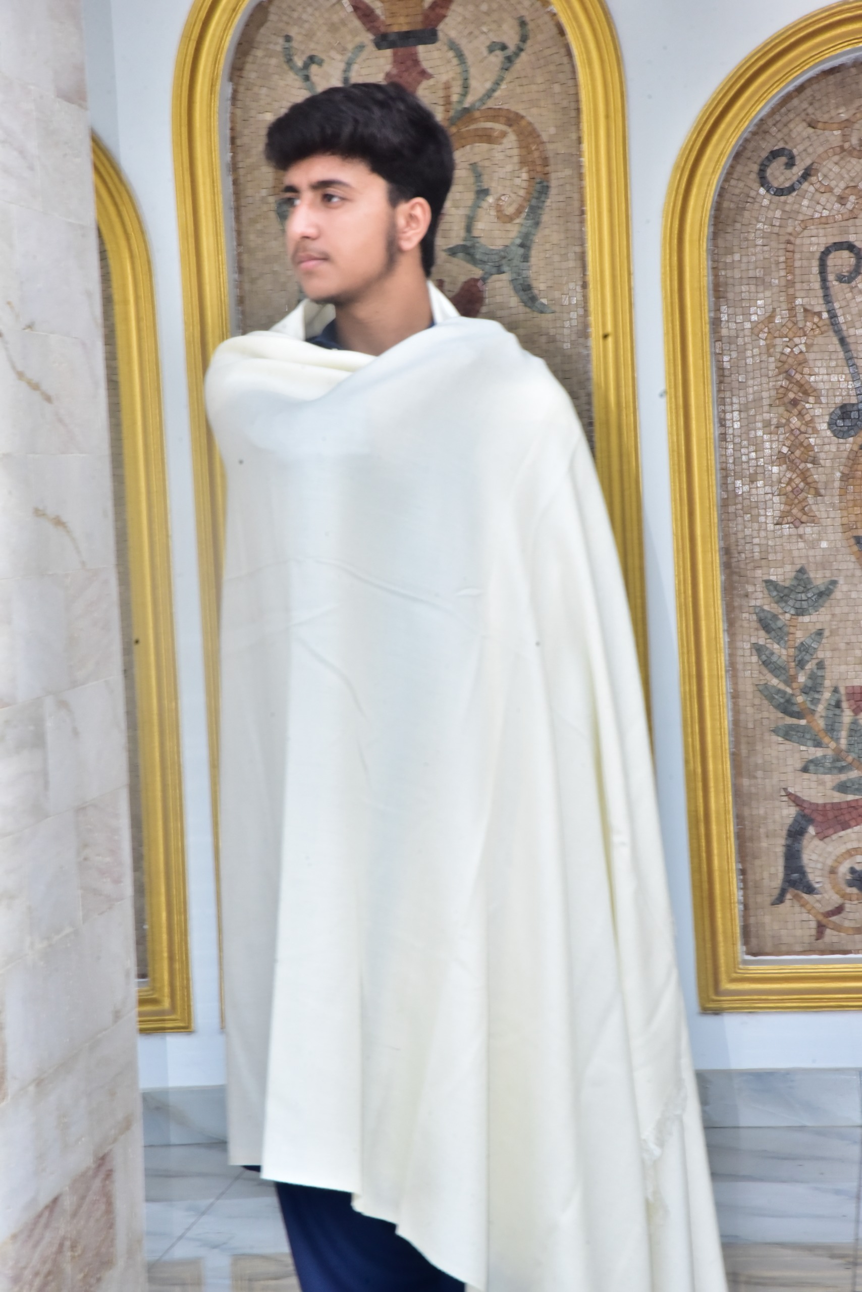 Premium Ivory White Traditional Men's Shawl